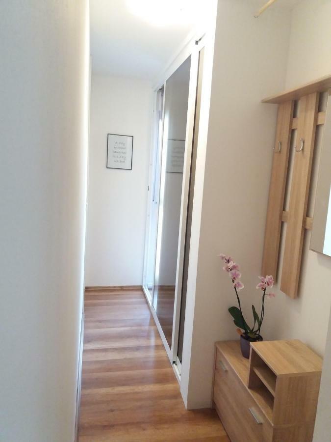 Apartment Lory'S Place Pula Exterior foto